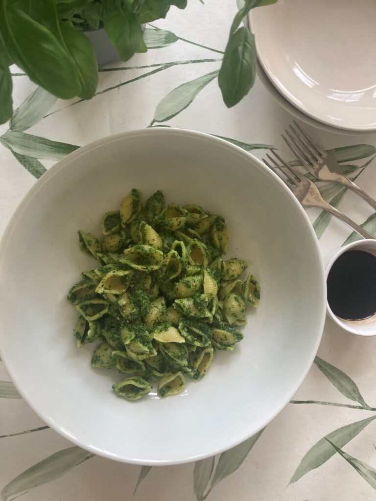 Homemade Basil and Spinach Pesto